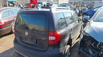 Skoda Yeti Yeti (5LAC), SUV, 2009 / 2017 2.0 TDI 16V 4x4 picture 2