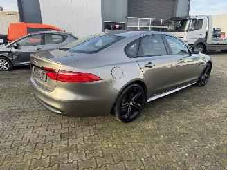 Jaguar XF 2.0 D AUTOMATIK R-SPORT BLACK LEDER NAVI KLIMA VOLL picture 5