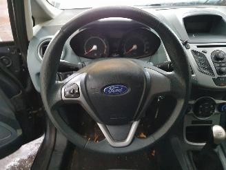 Ford Fiesta 1.25L Limited picture 16