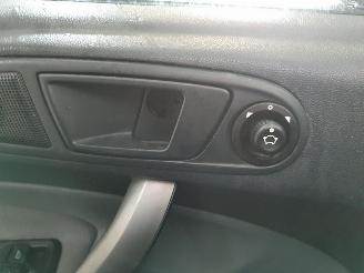 Ford Fiesta 1.25L Limited picture 23