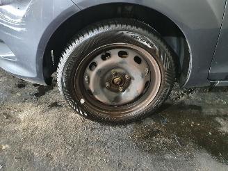 Ford Fiesta 1.25L Limited picture 11