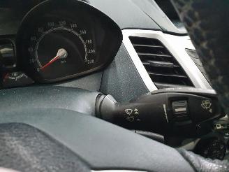 Ford Fiesta  picture 8