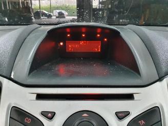 Ford Fiesta  picture 12