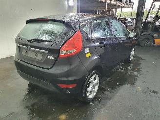 Ford Fiesta 1.25 Titanium picture 6