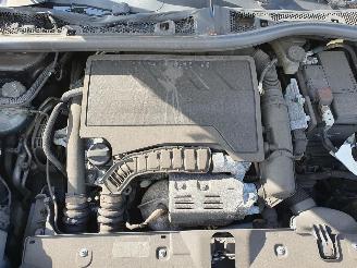 Peugeot 2008 P24E 1.2P Aut picture 44