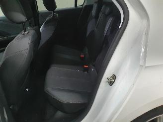 Opel Corsa F 1.2 100pk picture 21