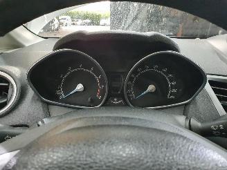 Ford Fiesta 1.0 Champion picture 11