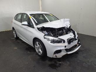 Vrakbiler auto BMW 2-serie F45 Active Tourer 218i 2016/10