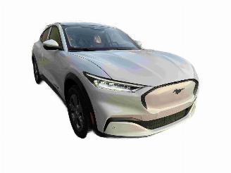 Uttjänta bilar auto Ford Mustang Mach-e Premium AWD 2022/10