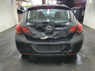 Opel Astra J 1.4 Cosmo picture 5