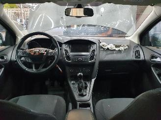 Ford Focus 1.0 EcoBoost 100pk picture 7