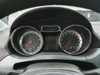 Opel Adam  picture 18