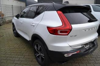 Vrakbiler auto Volvo XC40 XC40 (XZ), SUV, 2017 2.0 T5 16V AWD 2020/4