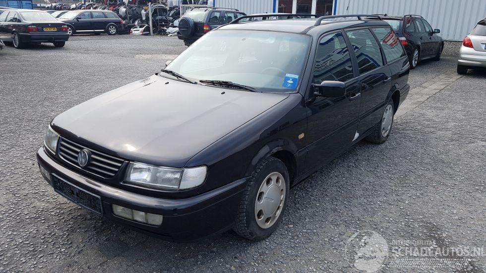 Volkswagen Passat 35I Zwart LC9Z Onderdelen Bumper Deur