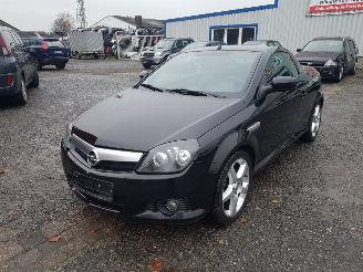 Vrakbiler auto Opel Tigra Twintop Zwart Z20R Onderdelen Deur Dak 2004/11
