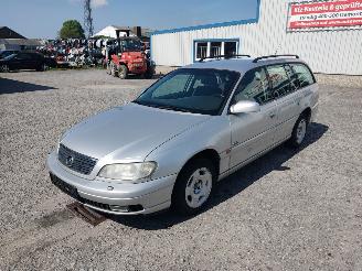 demontáž osobní automobily Opel Omega B 2.2 16V Zilver Z147 Onderdelen Y22XE Motor 2000/10