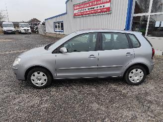 Volkswagen Polo 9N3 Grijs LA7R Onderdelen BME Motor picture 4