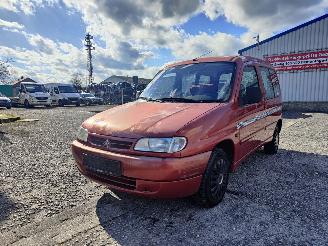 Autoverwertung Citroën Berlingo 1.8 Rood Onderdelen LFX Motor 20TD02 Bak 1997/12