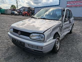 Autoverwertung Volkswagen Golf 1.6 1997/4
