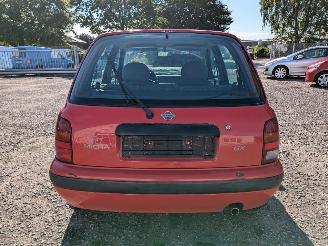 Nissan Micra 1.0 Automatik picture 6