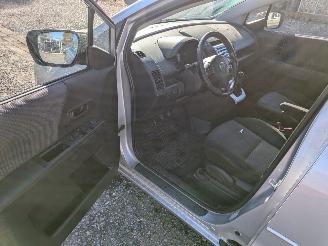 Mazda 5 1.8 picture 10