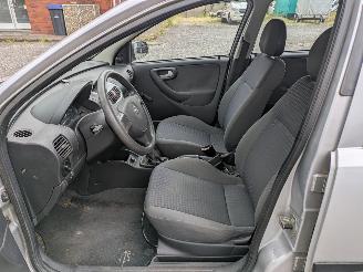 Opel Corsa 1.2 picture 10