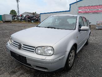 demontáž osobní automobily Volkswagen Golf 1.6 1998/1