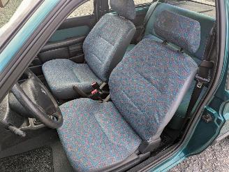 Peugeot 106  picture 10