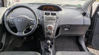 Toyota Yaris  picture 19