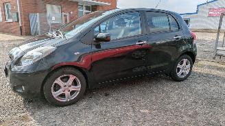 Toyota Yaris  picture 8