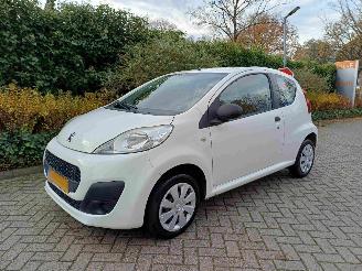 Peugeot 107 1.0 Access Accent airco  * MOTORSCHADE * picture 3