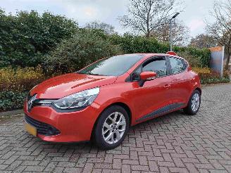 skadebil auto Renault Clio 1.5 dCi ECO Expression 5drs 2015/12