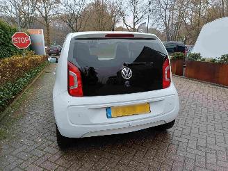 Volkswagen Up! 1.0 high up! WHITE ! 55kw picture 18