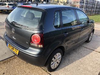 Volkswagen Polo 14i 16v 5 drs AIRCO picture 4