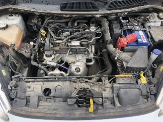 Ford Fiesta 1.0i White Edition 5 drs picture 11