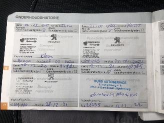 Peugeot 208 1.2i 60kW E6 Airco, Navi picture 9