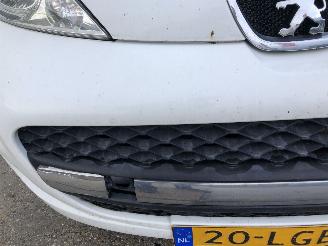 Peugeot 107 5 drs Airco picture 9