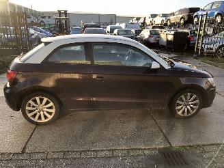 krockskadad bil auto Audi A1 14tfsi 90kW E5 Attraction Pro Line Business 2012/9