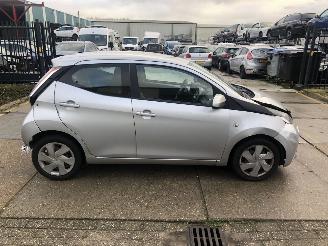 Avarii autoturisme Toyota Aygo 1.0 vvti X-PLAY 2015/11