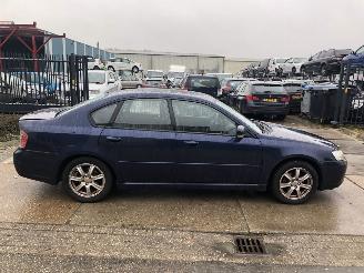 skadebil auto Subaru Legacy 2.0i 101kW AWD Sedan 2007/10