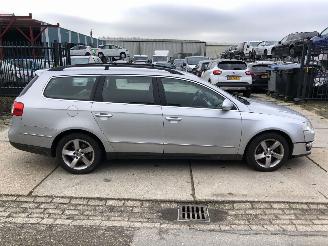 Vaurioauto  passenger cars Volkswagen Passat 18tsi Combi 2009/3