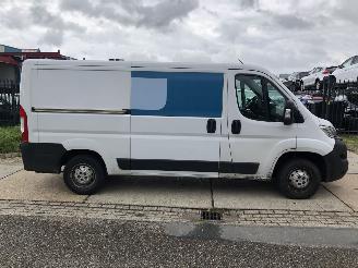 Vaurioauto  commercial vehicles Opel Movano 2.2D 140pk L2H1 Edition E6 2x schuifdeur 2022/10