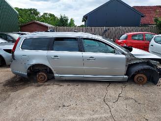 demontáž osobní automobily Volvo V-70  2008/4