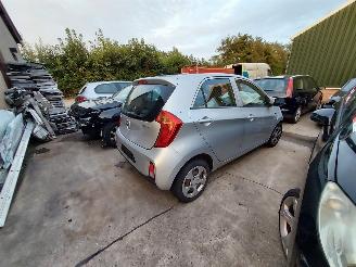 Kia Picanto  picture 4