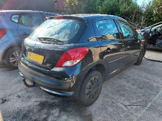 Peugeot 207  picture 3