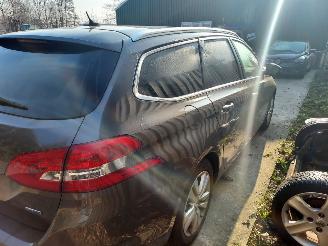 Peugeot 308  picture 7