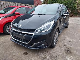 Uttjänta bilar auto Peugeot 208  2018/7