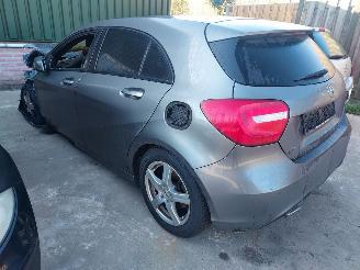 demontáž osobní automobily Mercedes A-klasse 180 2012/12