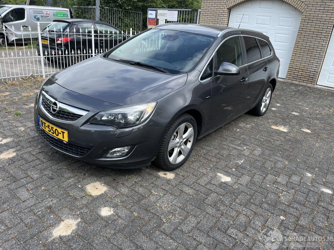 Opel Astra SPORTS TOURER