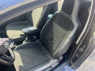 Volkswagen Up!  picture 9